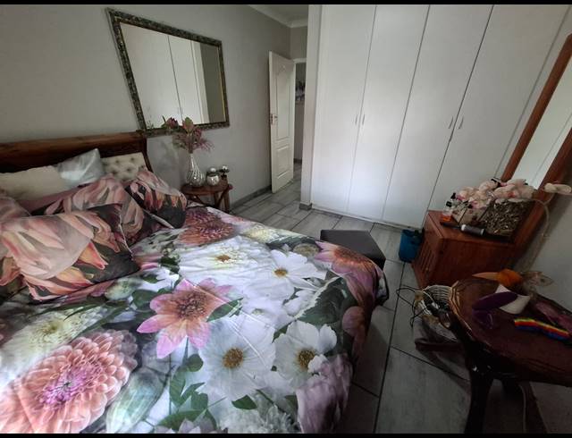 2 BEDROOM HOUSE FOR SALE IN VANDERBIJLPARK SW 5